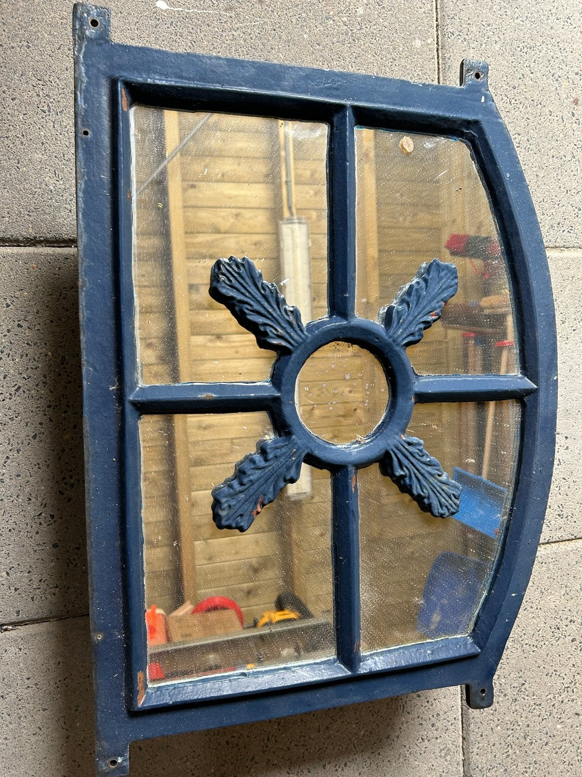 Stalraam met spiegelglas - Decoratief gietijzer, Ophalen, Gebruikt, Minder dan 100 cm, Overige vormen