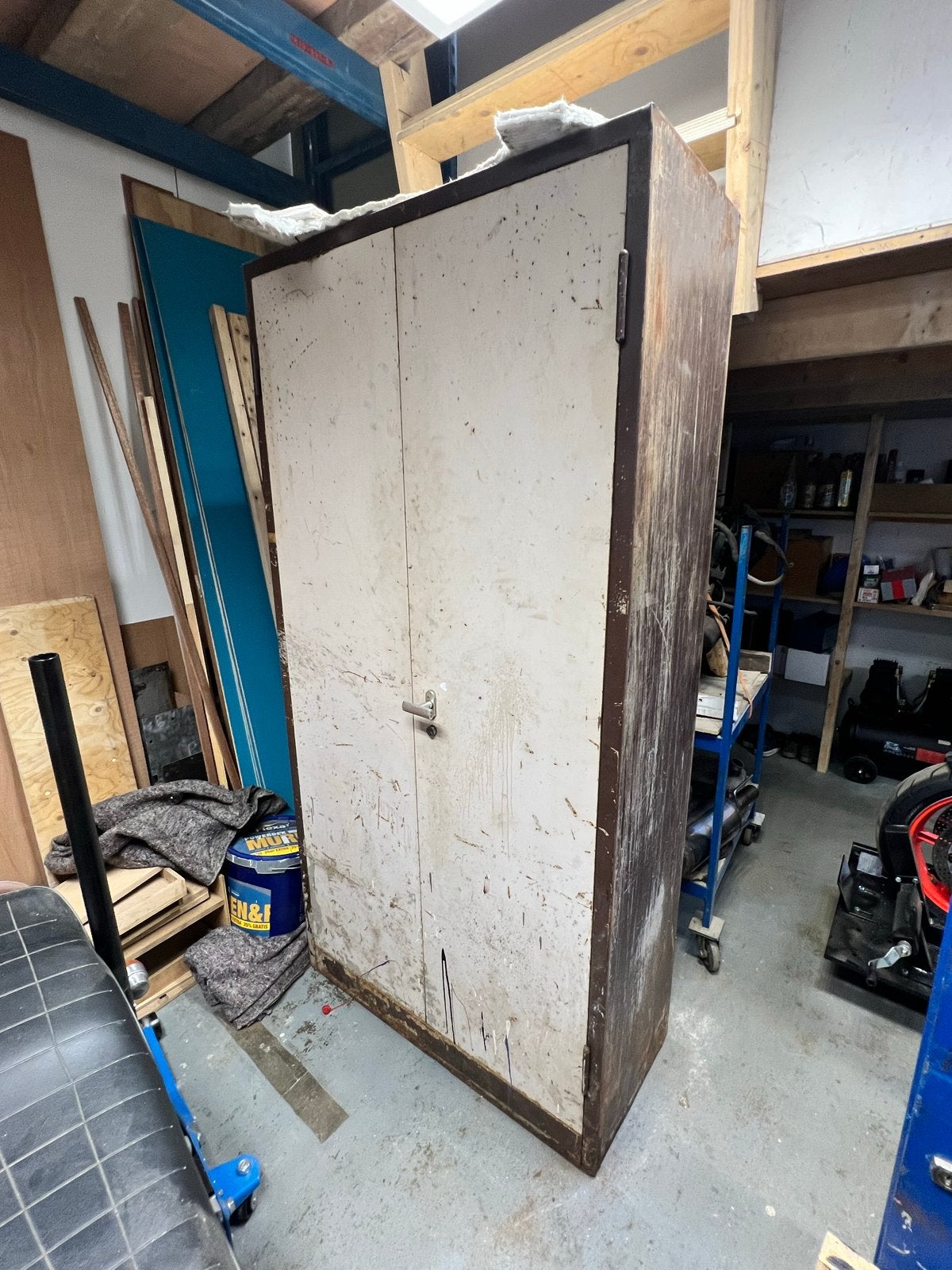 Robuuste metalen kast - 45x100x200 cm, Ophalen, Gebruikt