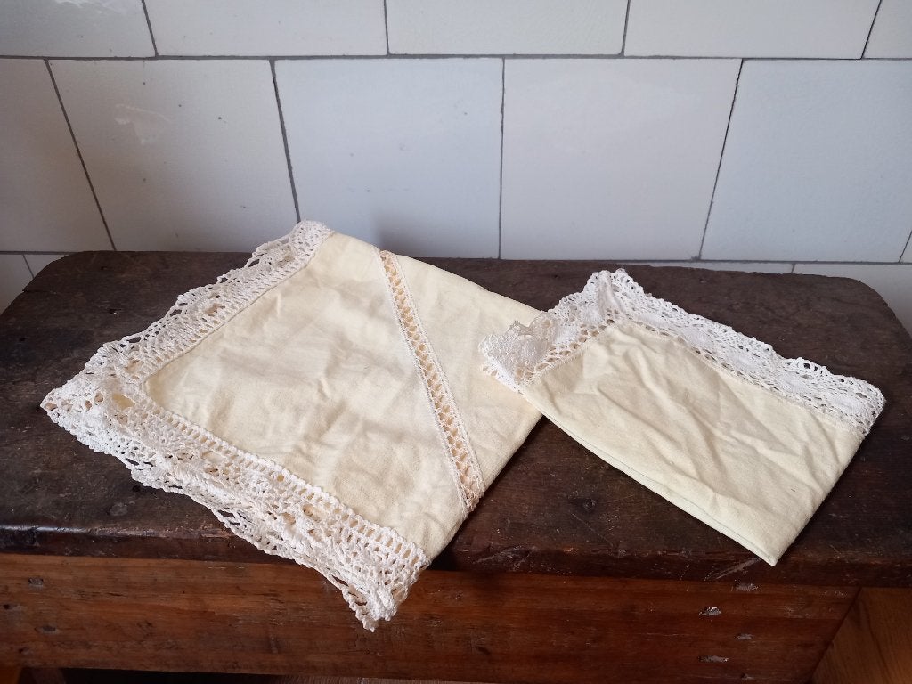 vintage kleedjes jaren 50 pastelgeel geklost Frans brocante, Antiek en Kunst, Ophalen of Verzenden
