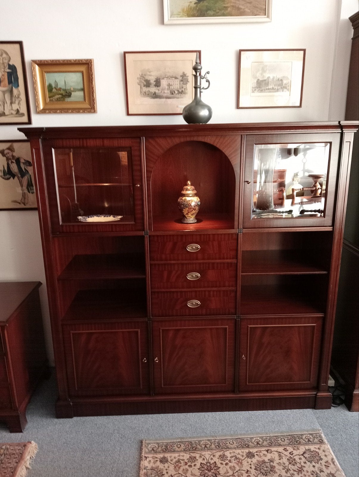 Heldenense Boekenkast/Vitrinekast - Klassiek Mahonie, Met deur(en), Heldenense, 150 tot 200 cm, Onbekend