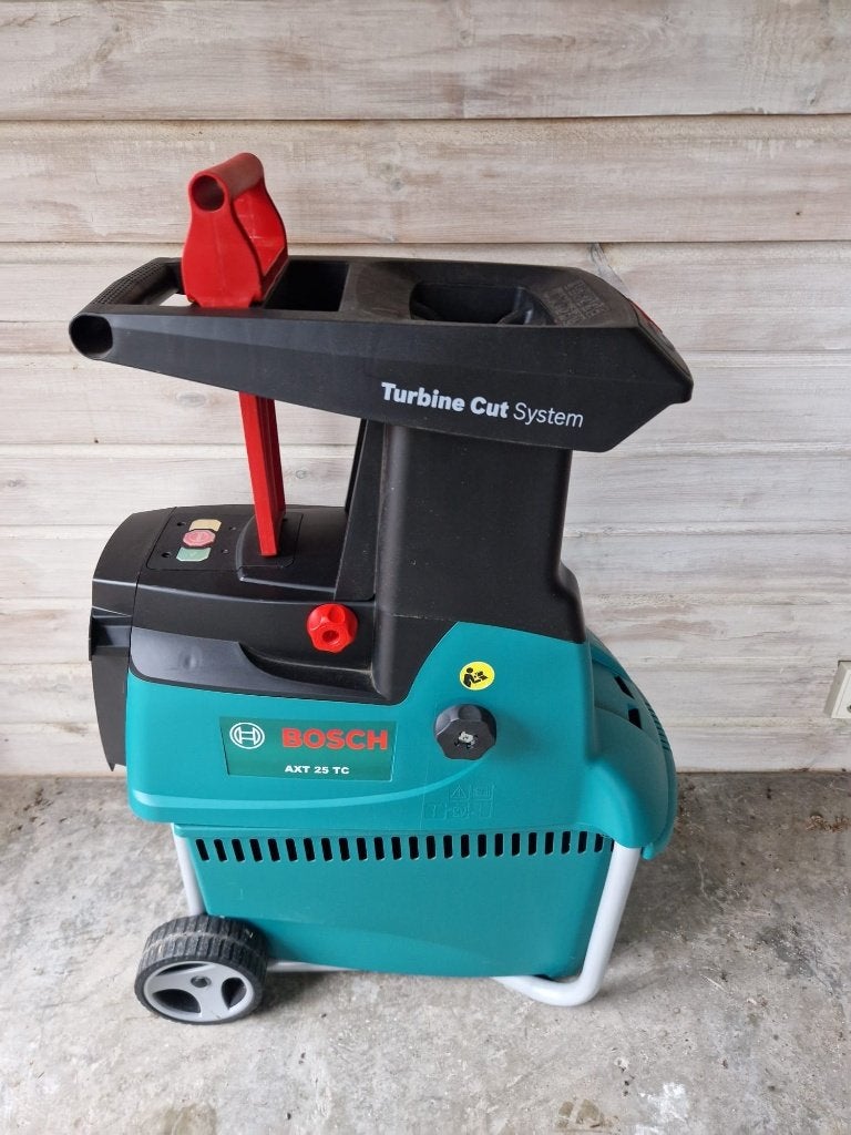 BOSCH Elektrische Hakselaar AXT 25TC Haxelaar, Ophalen of Verzenden, Zo goed als nieuw, Met opvangbak, Bosch
