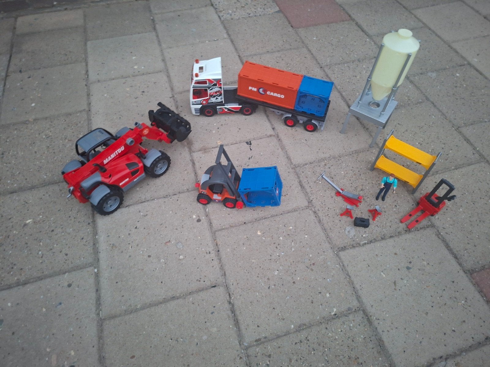 Playmobil vrachtwagen, heftruck en Manitou set, Ophalen, Gebruikt