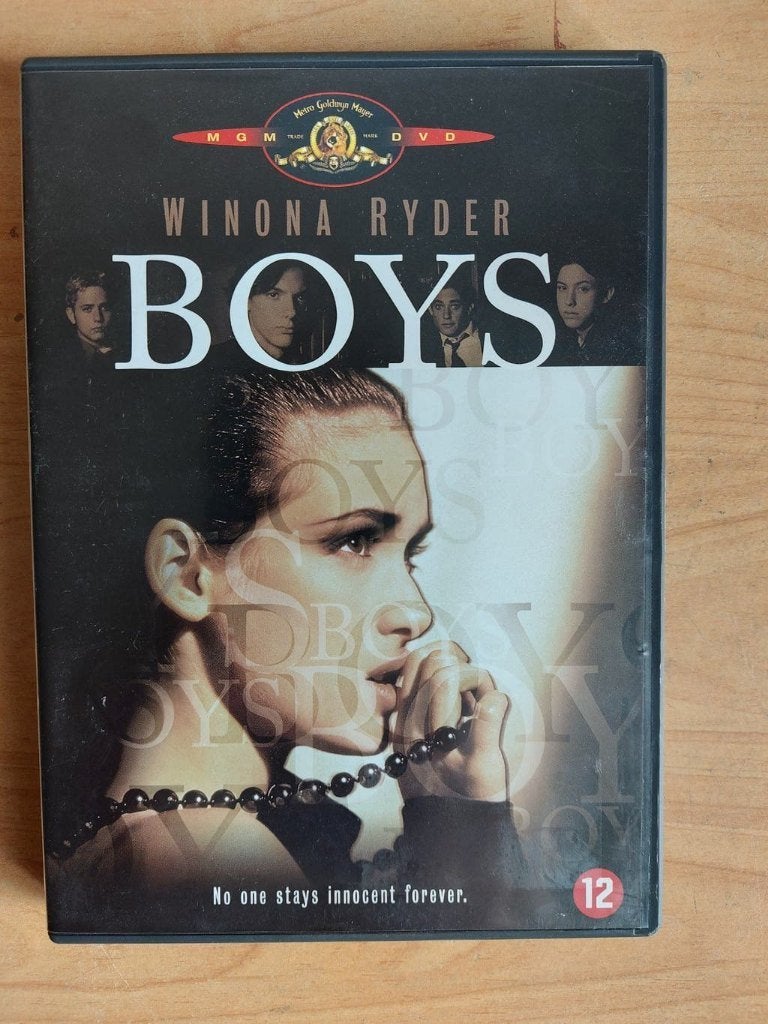 Boys - 1996 Winona Ryder, Alle leeftijden, Ophalen of Verzenden, Zo goed als nieuw