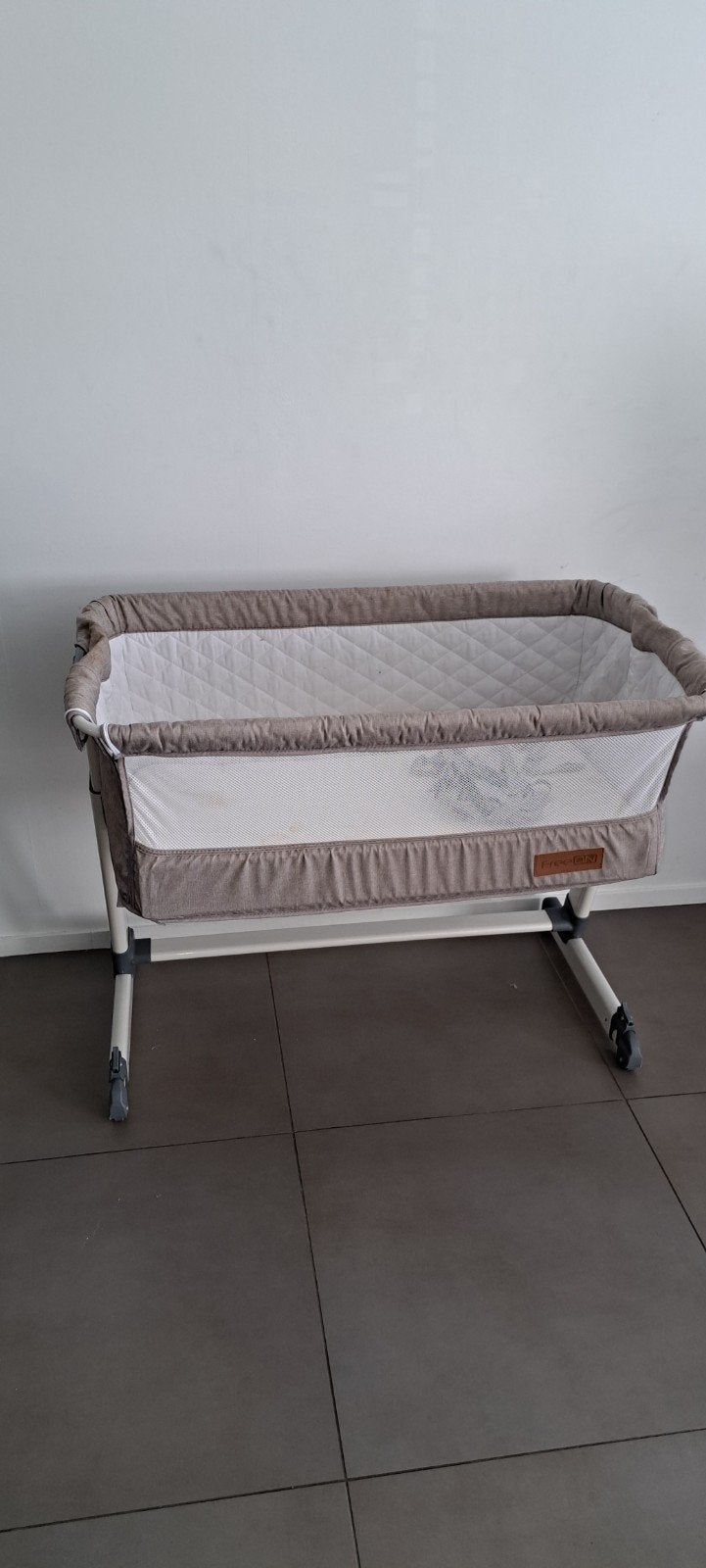 FreeON Cosleeper - Goede staat, moet gewassen worden, Ophalen, Gebruikt, Grijs, Stof