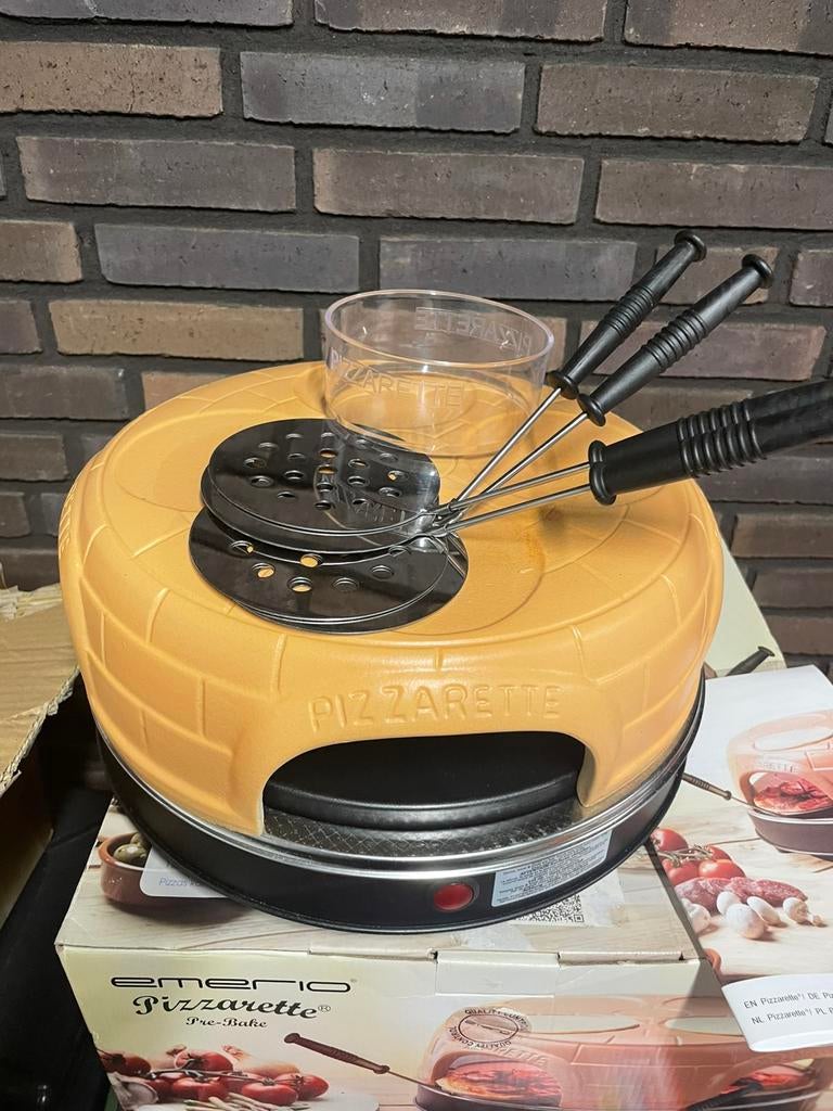 Emerio Pizzarette Cool Wall als nieuw in doos, Ophalen of Verzenden, Zo goed als nieuw