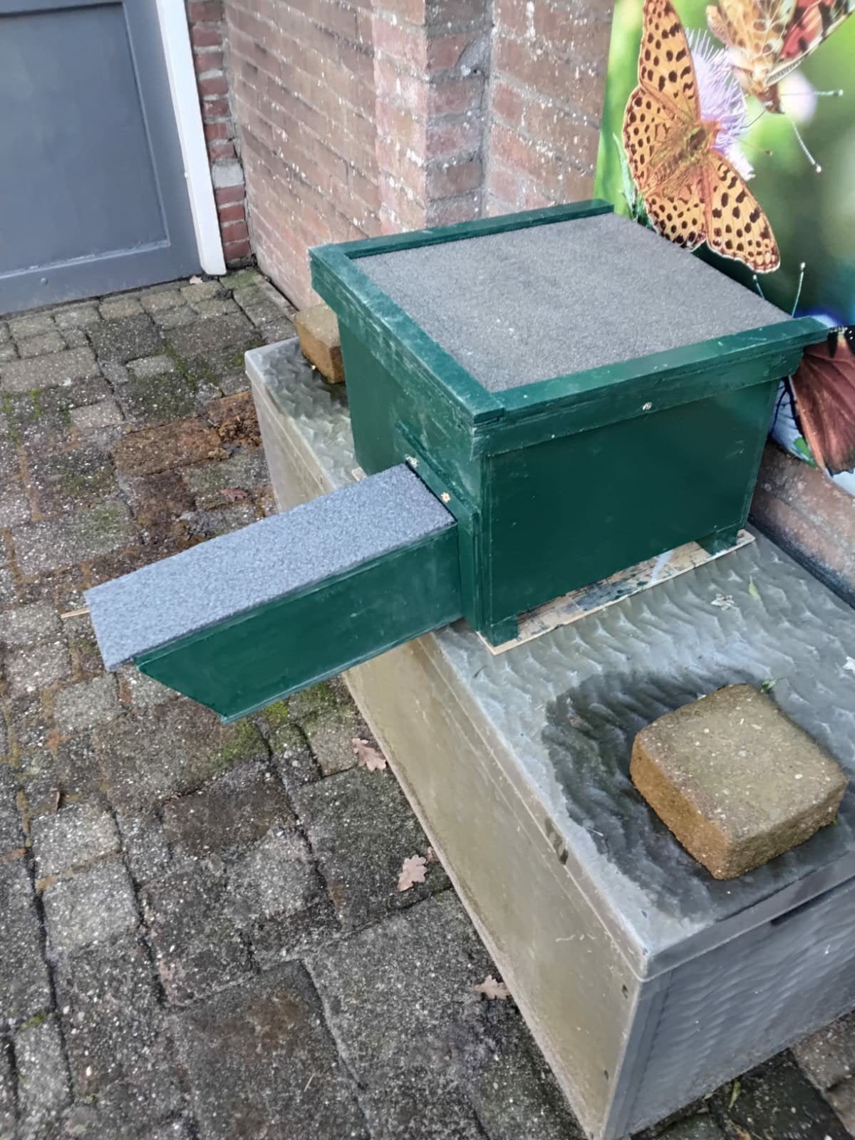 Handgemaakt en geverfd egelhuis, Ophalen of Verzenden, Nieuw