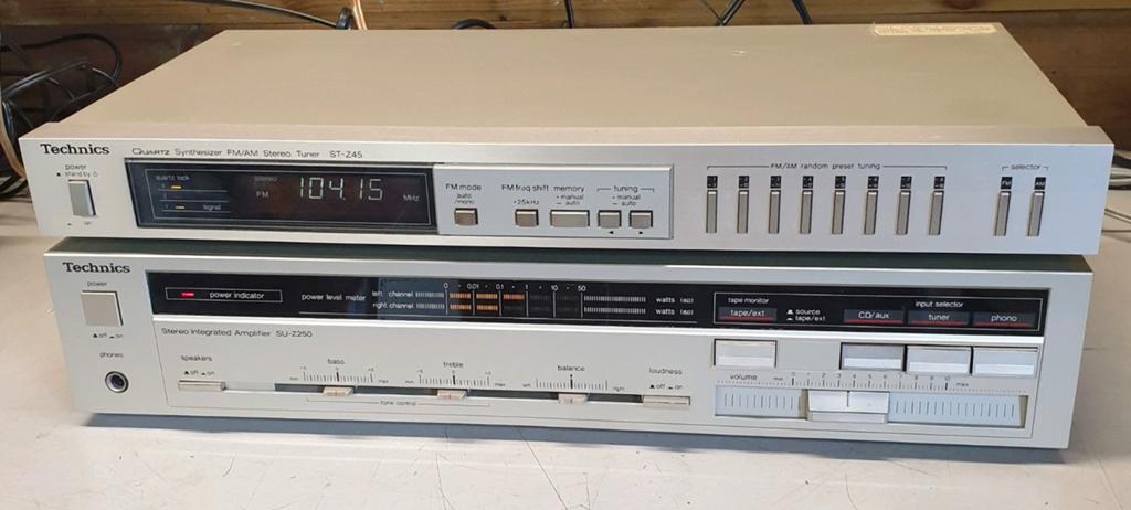 Technics versterker su-z250 + gratis tuner st-z45, Ophalen of Verzenden