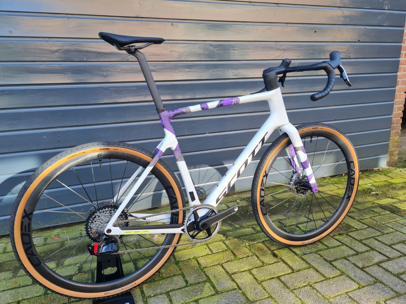 Scott Addict RC Gravel Sram Red AXS XPLR Cadex AR 35, 28 inch, Carbon, 10 tot 15 versnellingen, Heren