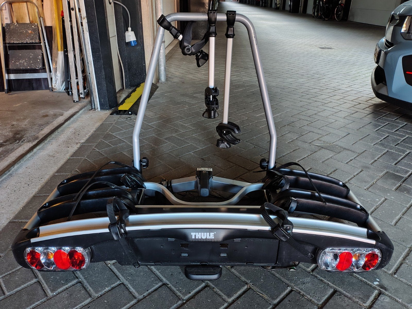 Thule Fietsendrager 929 G6 LED voor 3 fietsen, Ophalen, 3 fietsen of meer, Gebruikt, Trekhaakdrager