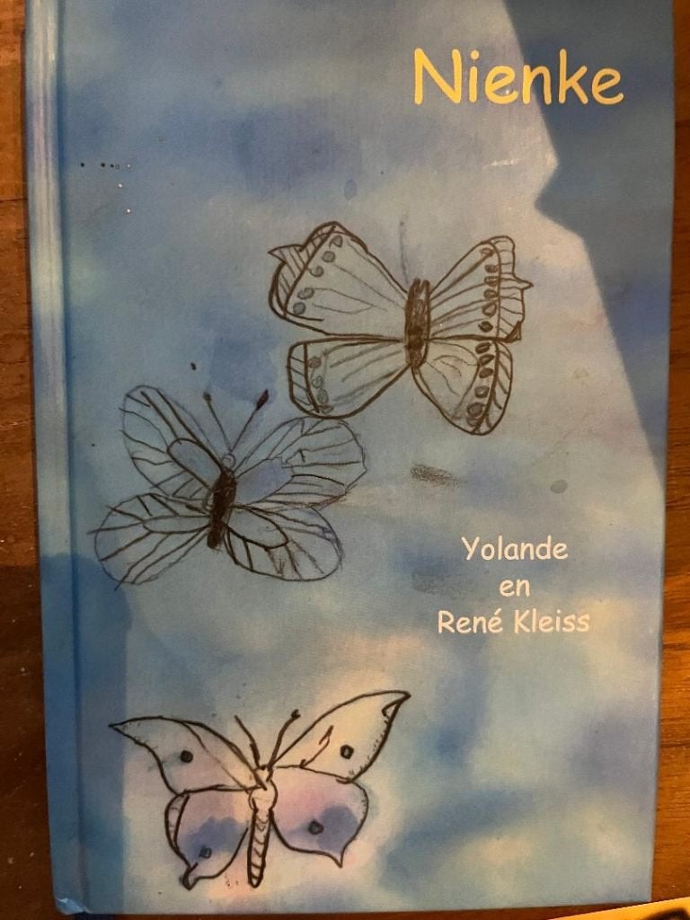 Yolande & Rene Kleiss  - Nienke (Hardcover/Gebonden), Ophalen of Verzenden, Zo goed als nieuw