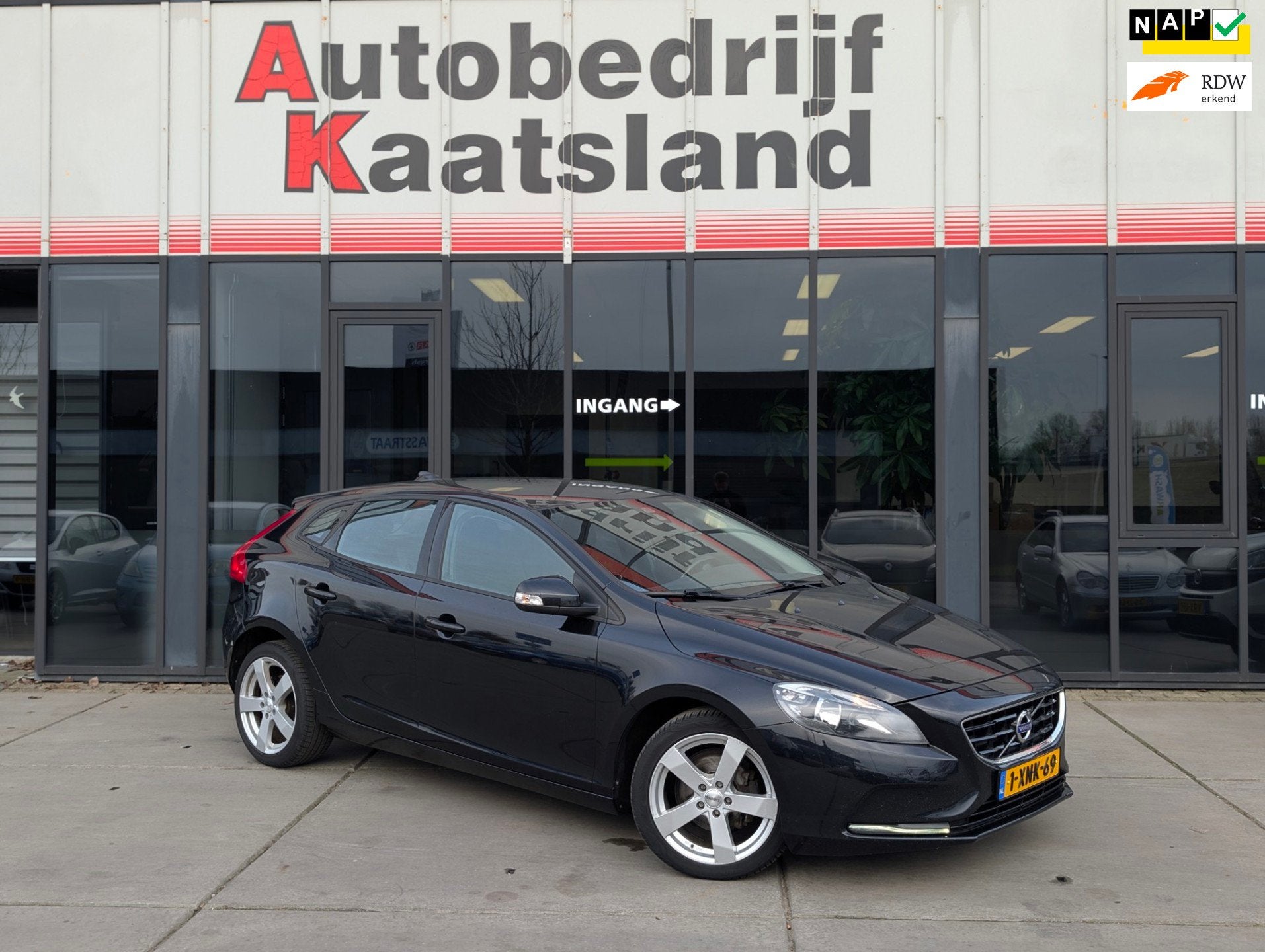 Volvo V40 1.6 D2 Base Business - Clima - Cruise -, Auto's, Volvo, Voorwielaandrijving, Stof, Gebruikt, 4 cilinders