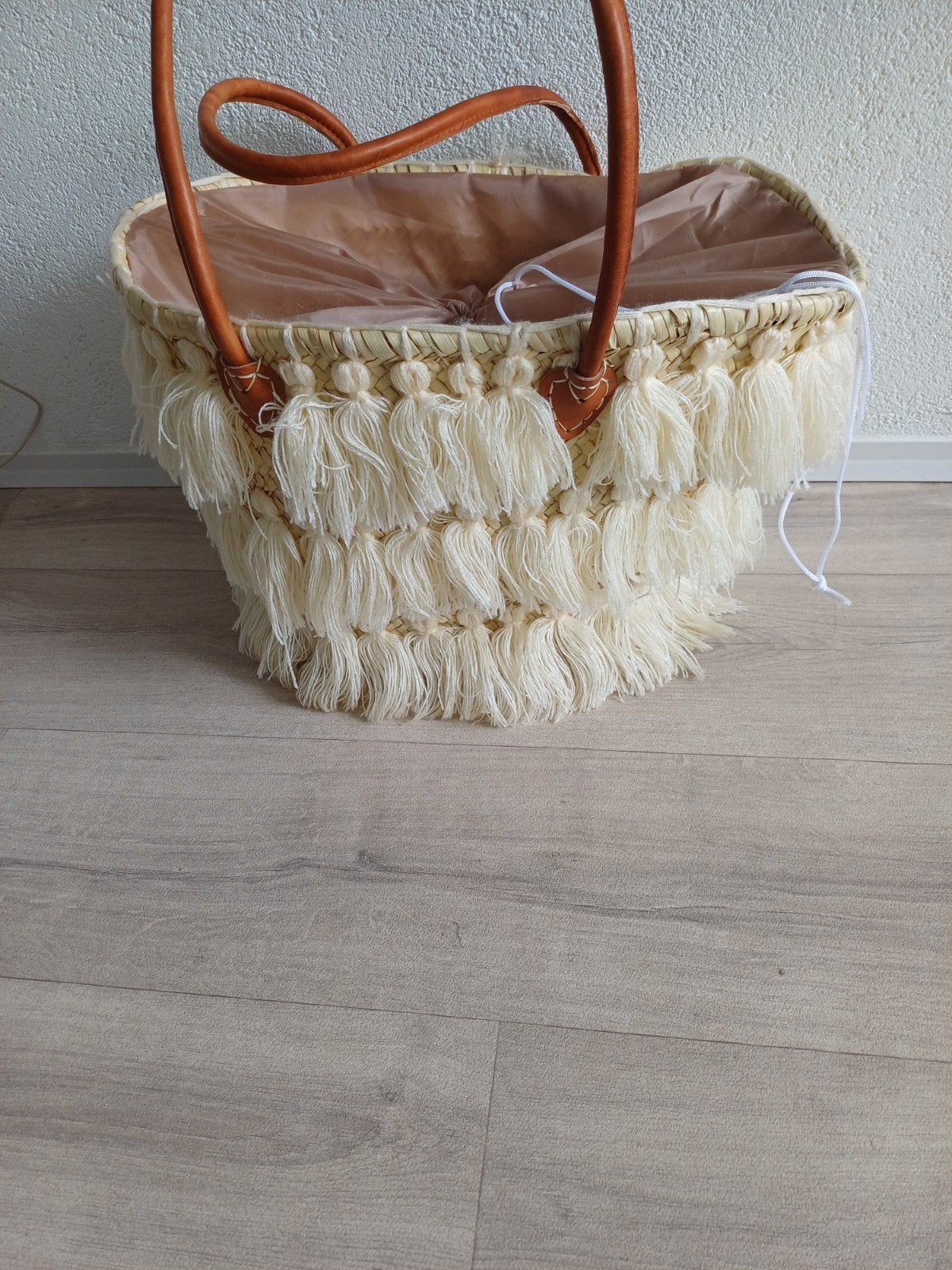 Mooie tas met franjes en leren hengsels, Ophalen of Verzenden, Nieuw, Beige, Shopper