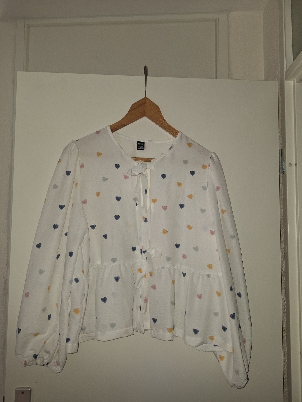Witte blouse met hartjes maat L, Ophalen of Verzenden, Zo goed als nieuw, Maat 42/44 (L), Wit