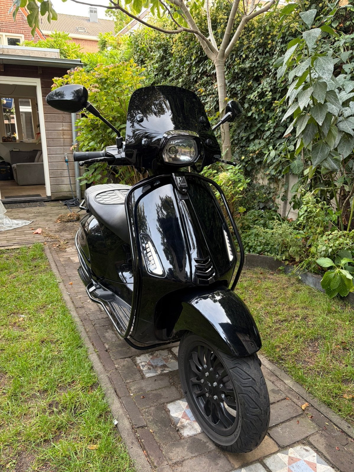 Vespa sprint weinig km!!, Fietsen en Brommers, Ophalen, Nieuw, Vespa S, Benzine
