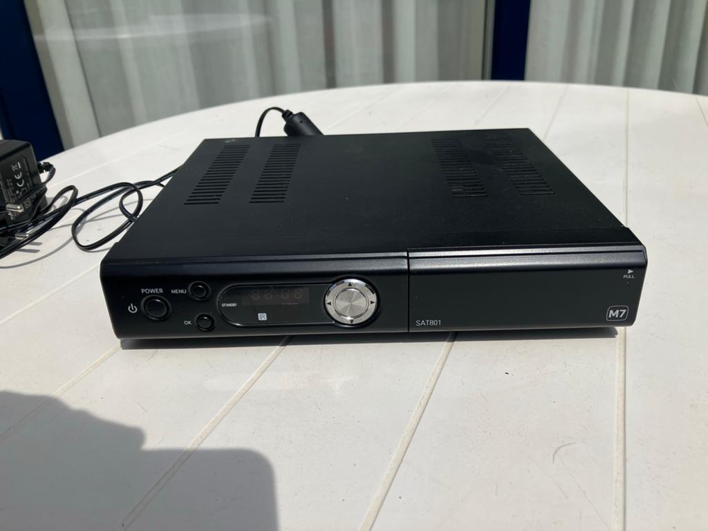 M7 HD Receiver Sat801 Satellietontvanger met Handleiding, Ophalen, Zo goed als nieuw, Decoder