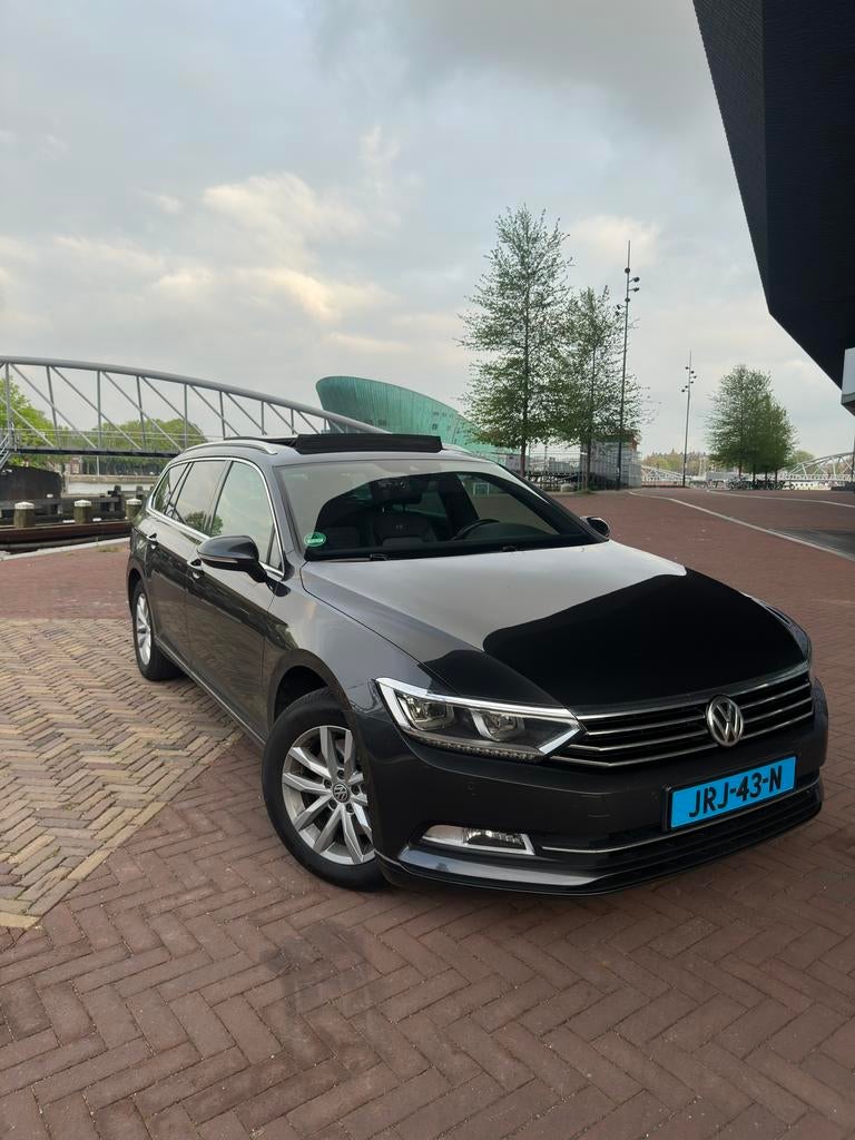 Volkswagen Passat 2.0 TDI 2018 / R-Line / Pano / Taxi, Auto's, Volkswagen, Particulier, Passat, Diesel, Euro 6, Stationwagon, Automaat