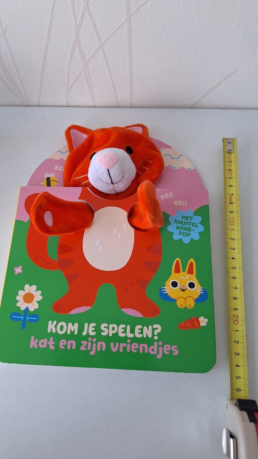 Kom je spelen? Kat en zijn vriendjes - Kartonboekje, Ophalen of Verzenden, Zo goed als nieuw, Uitklap-, Voel- of Ontdekboek, 1 tot 2 jaar
