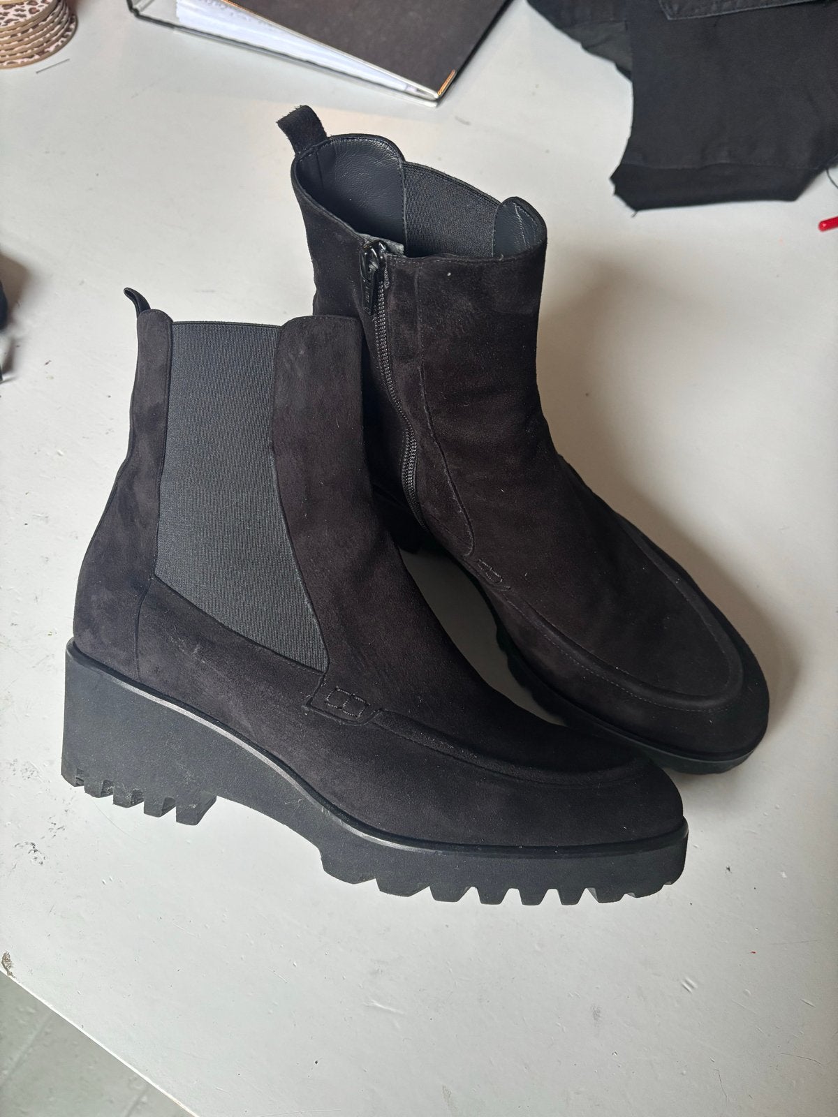 Volare Leren Enkellaarsjes - Made in Italy, Kleding | Dames, Ophalen of Verzenden, Zo goed als nieuw, Zwart, Lage of Enkellaarzen