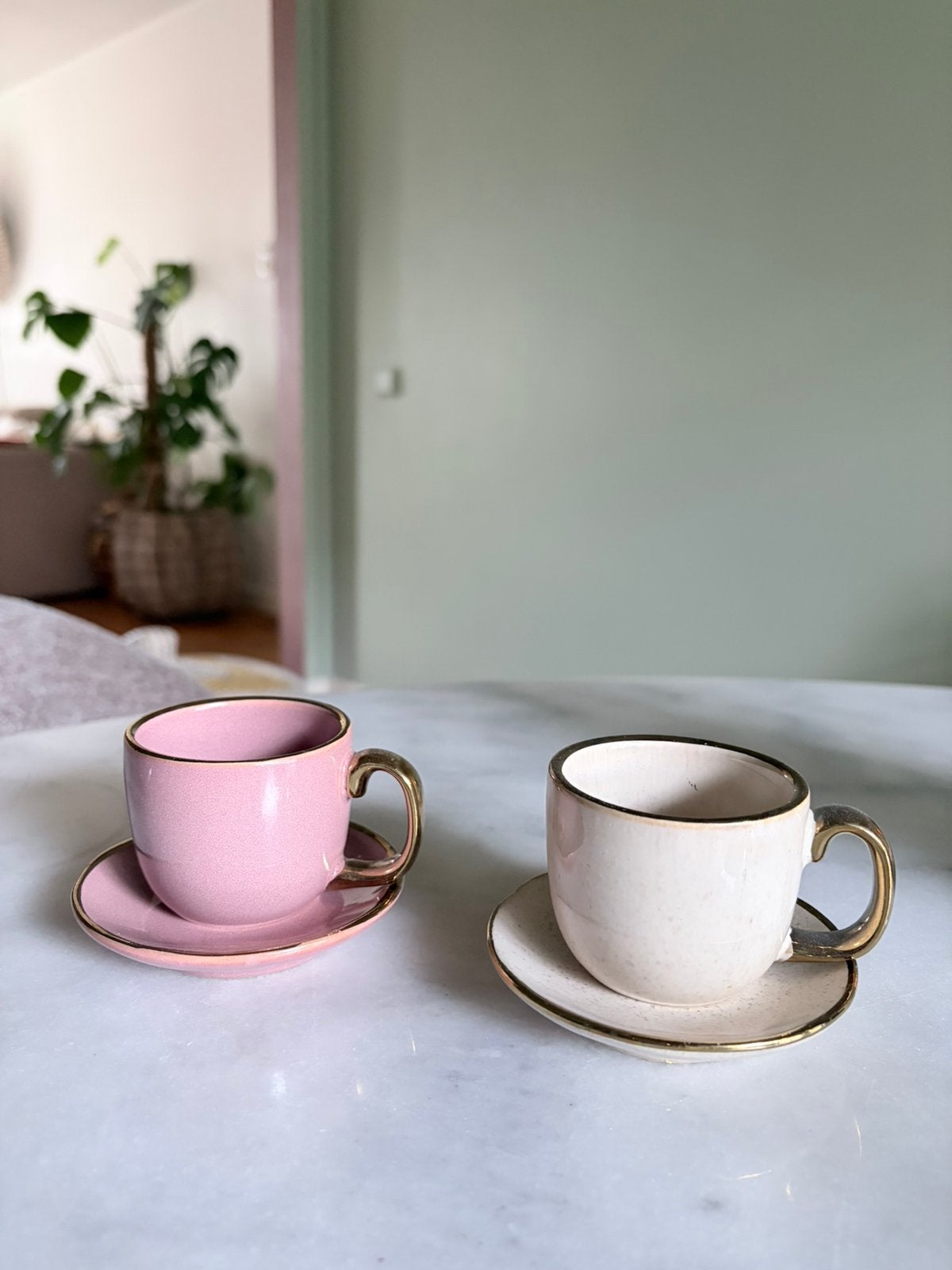 Twee espresso kopjes, Huis en Inrichting, Keuken | Servies, Ophalen of Verzenden, Zo goed als nieuw, Overige stijlen, Kop(pen) en/of Schotel(s)