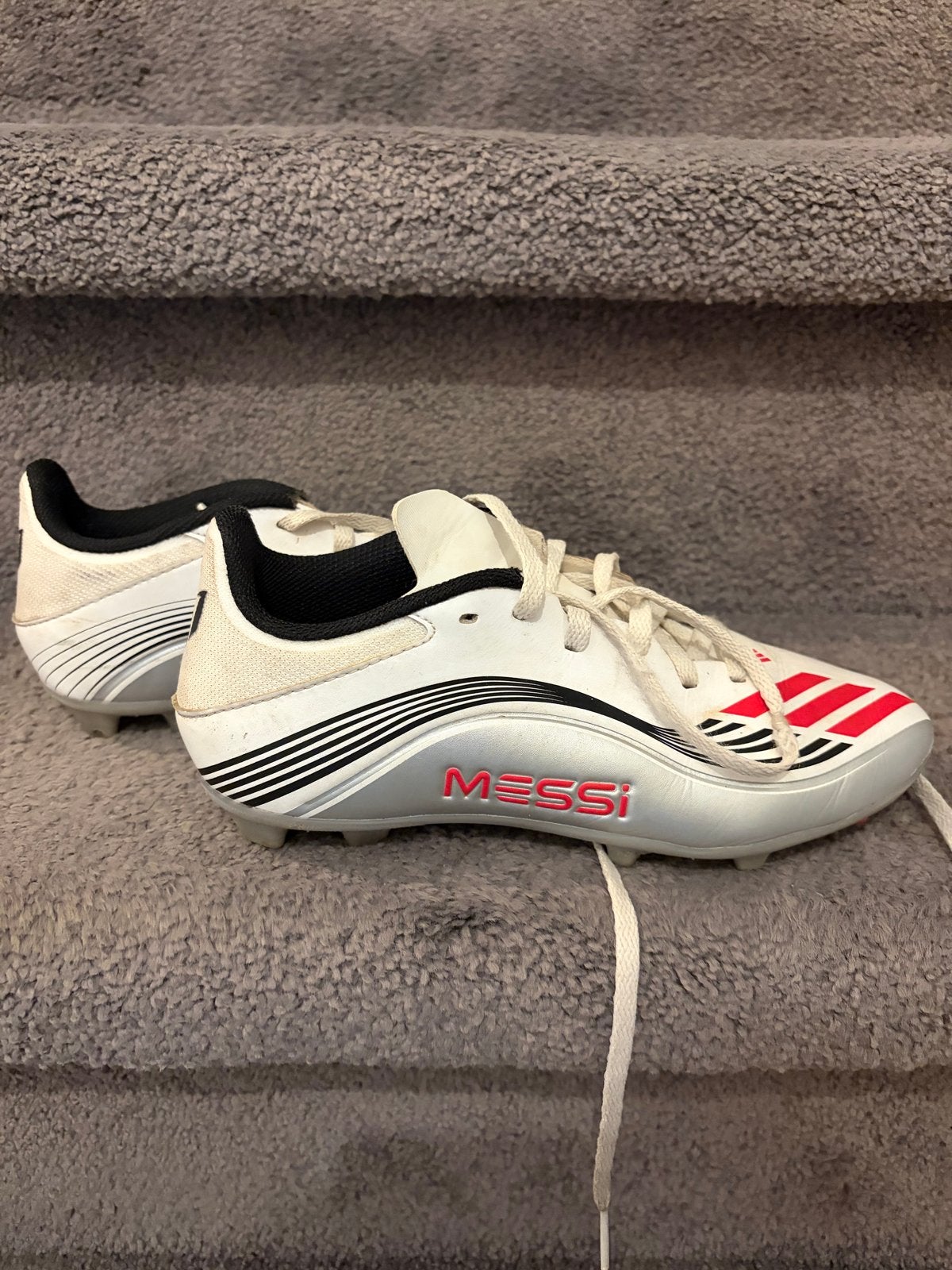 Adidas Messi voetbalschoenen maat 35, Ophalen of Verzenden, Gebruikt, Schoenen
