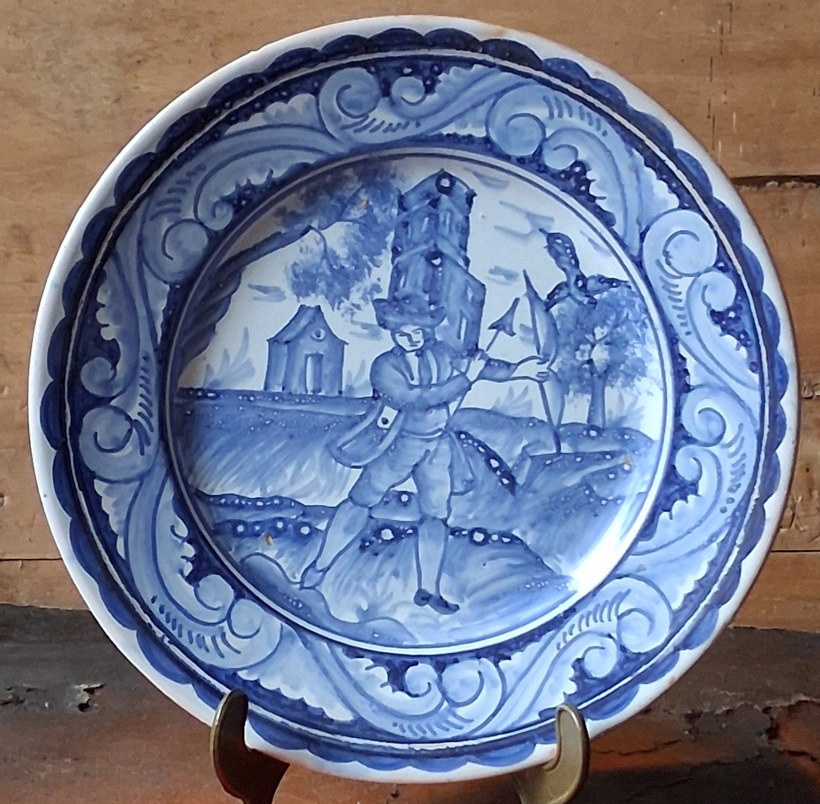 Wandbord.  Portugal. Handpainted. Antiek. 22 cm., Ophalen