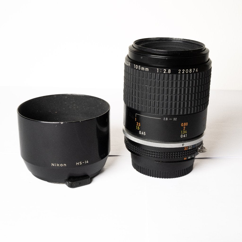 Nikon Micro-Nikkor 105mm f/2.8 AI-S macro + HS-14 hood, Ophalen of Verzenden, Zo goed als nieuw, Macrolens