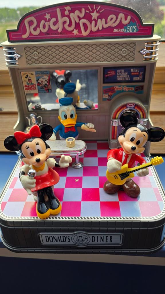 vintage Takara Donald's Diner Disney speelset uit de jaren 9, Ophalen of Verzenden, Donald Duck, Zo goed als nieuw, Beeldje of Figuurtje