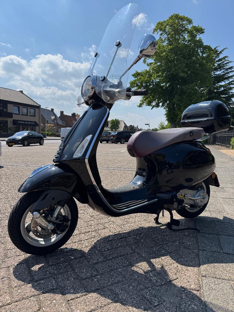 Vespa Primavera 50 4T Touring, Fietsen en Brommers, Scooters | Vespa, Ophalen, Gebruikt, Overige modellen, Maximaal 45 km/u