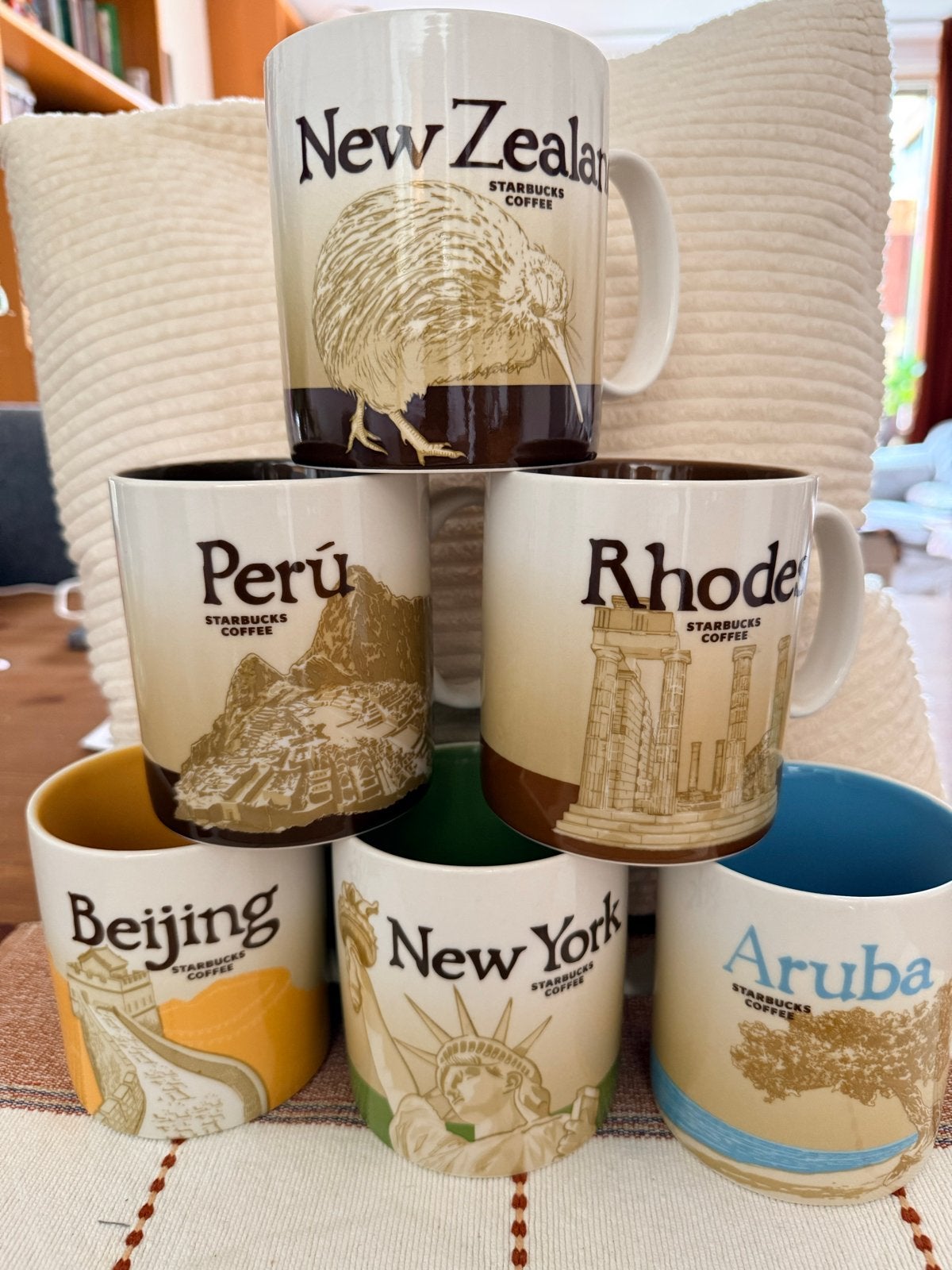 Starbucks City Mugs - Diverse Collectie, Overige typen, Ophalen of Verzenden, Zo goed als nieuw, Steen/keramiek