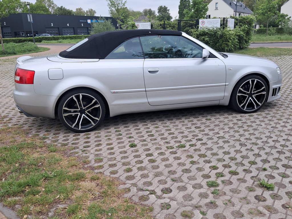 Audi A4 cabrio 2004, Auto's, Cabriolet, 4 stoelen, 10 km/l, Particulier