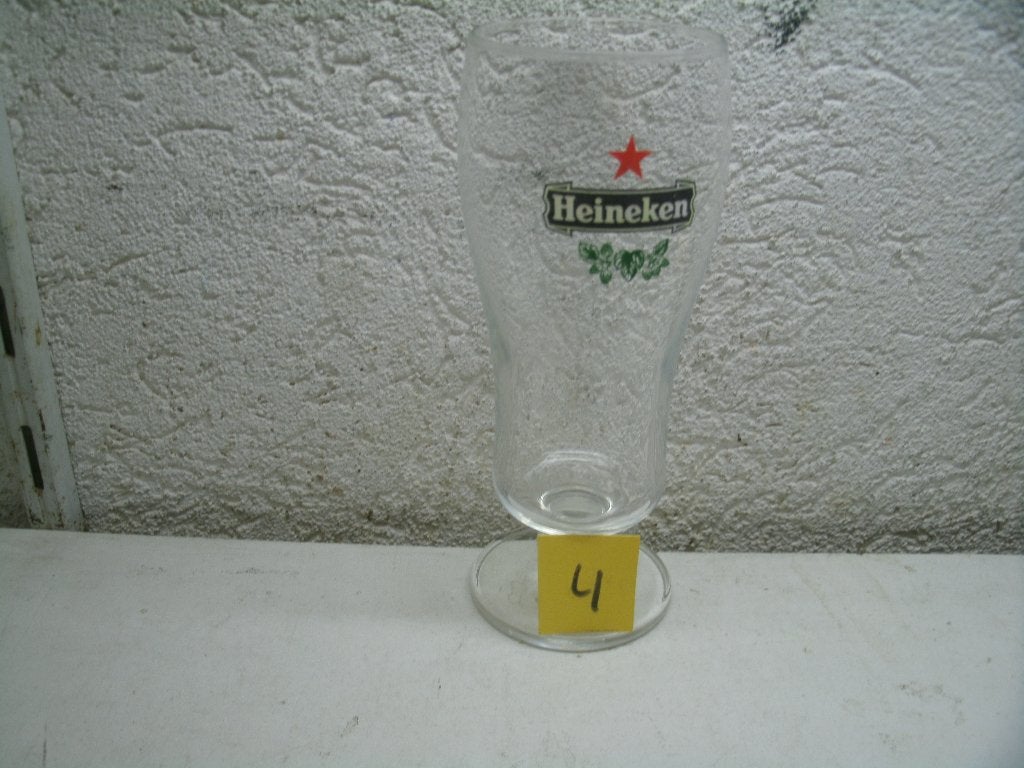 62c bierglas heineke 17 cm, Verzamelen, Ophalen of Verzenden, Zo goed als nieuw, Glas of Glazen, Overige merken