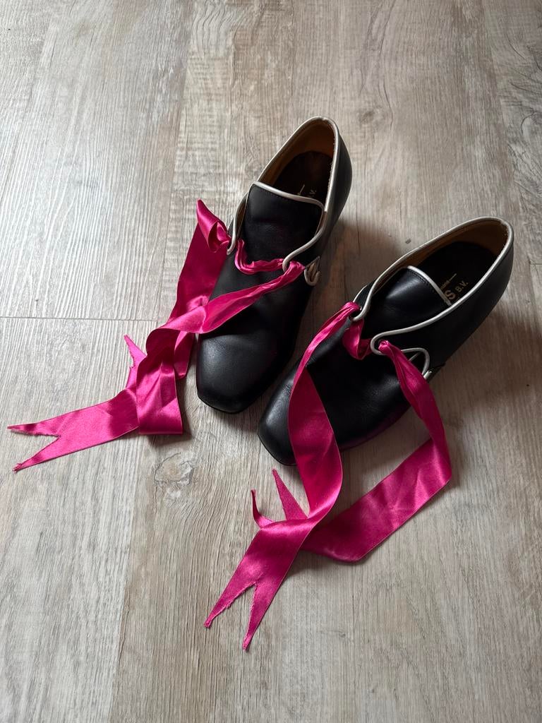 Van Beers B.V. handgemaakte schoenen, Hobby en Vrije tijd, Kostuums, Theaterbenodigdheden en LARP, Zo goed als nieuw, Schoenen