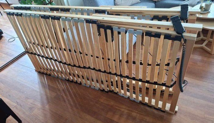 Foto 4 van Twee lattenbodems elektrisch verstelbaar 90x200 (ook los TK)