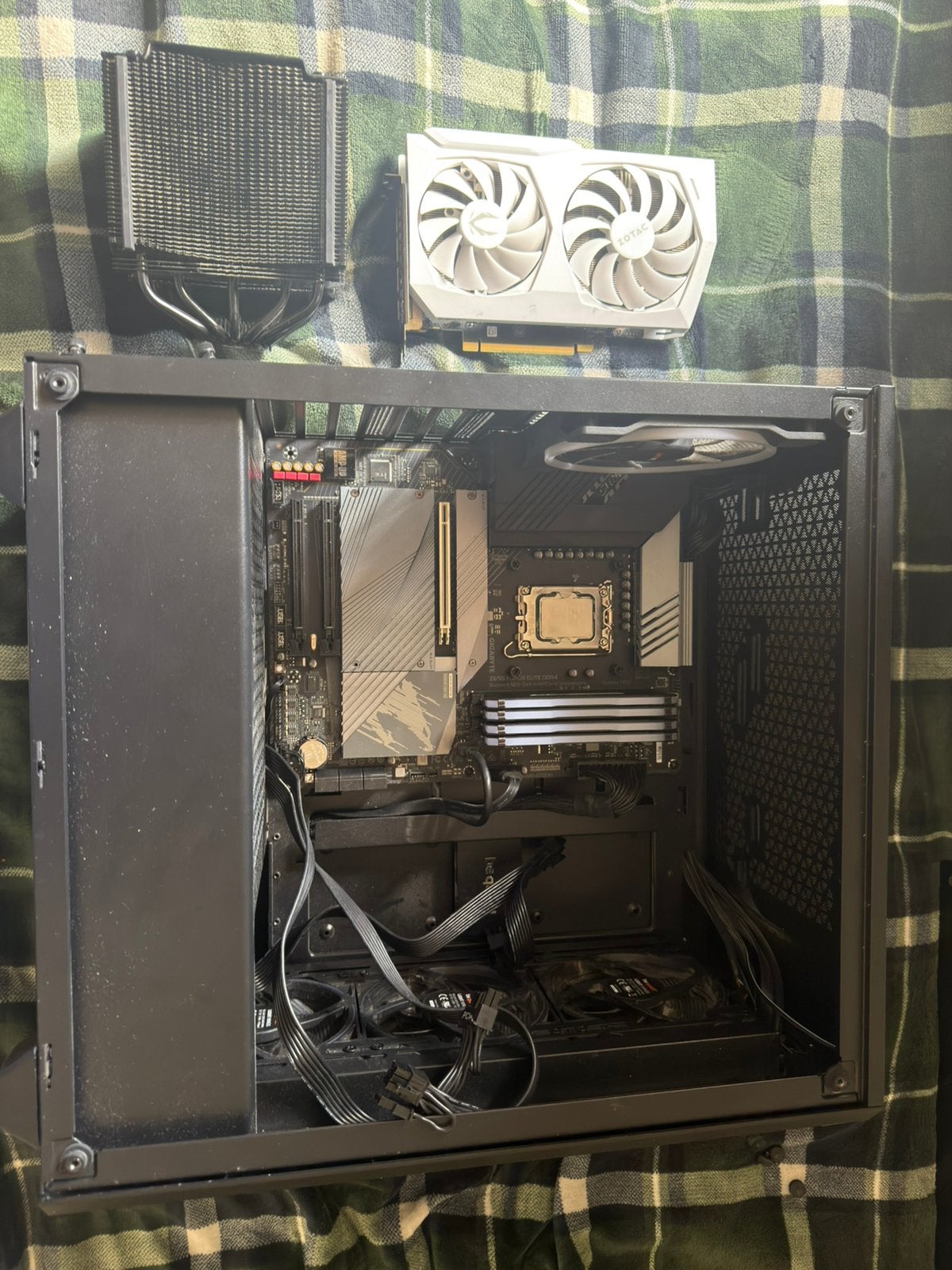 PC, Ophalen, Zo goed als nieuw, 4 Ghz of meer