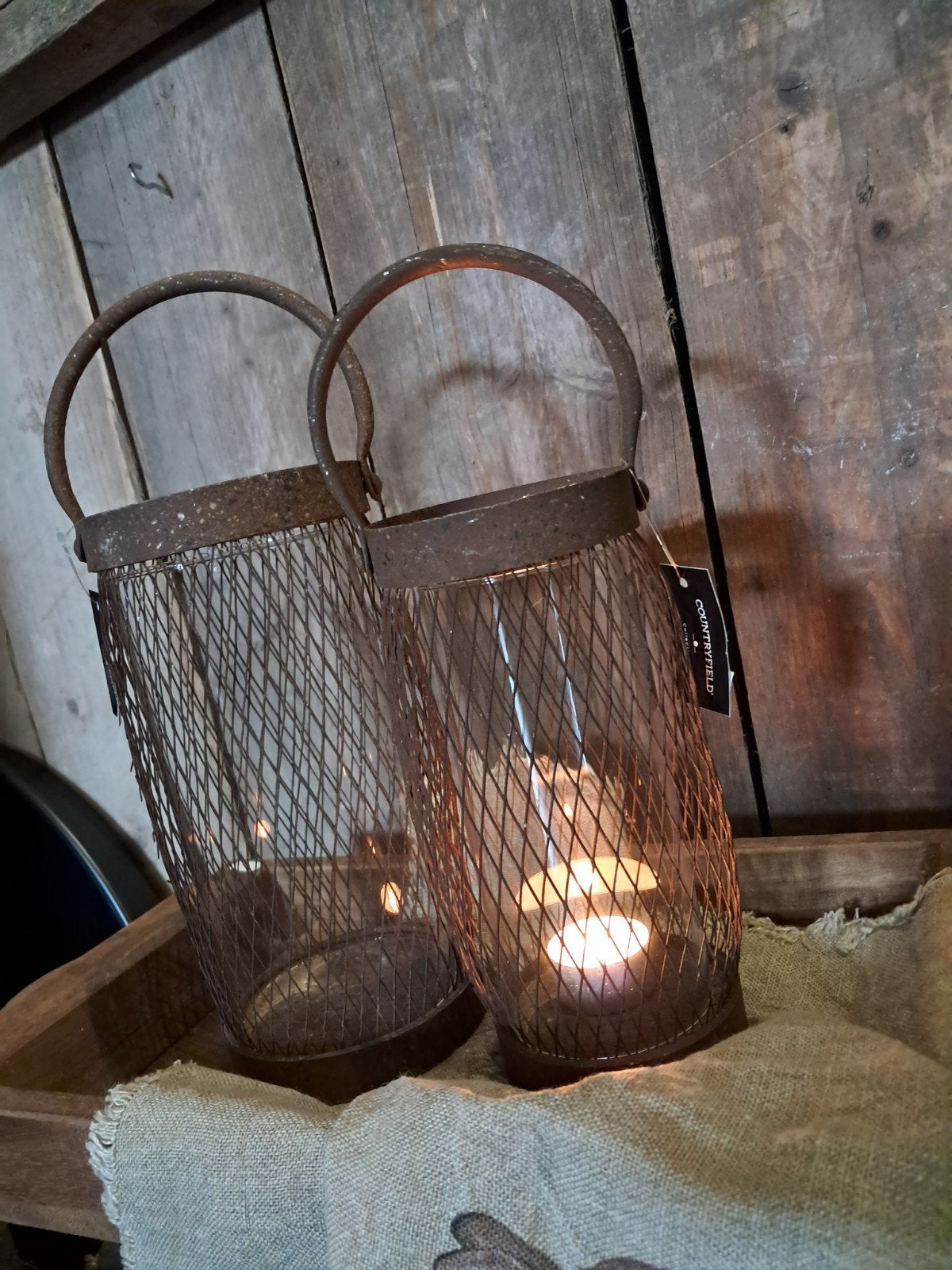 Countryfield lantaarn 
22cm €15,50
24cm €19,50, Ophalen of Verzenden, Overige materialen