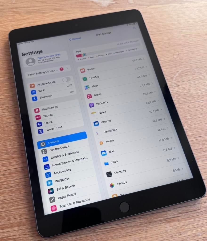 Apple iPad 9 (2021) 64gb | space grey | nette staat, Computers en Software, Apple iPads, 10 inch, Apple iPad, Zwart, 1 park way apple