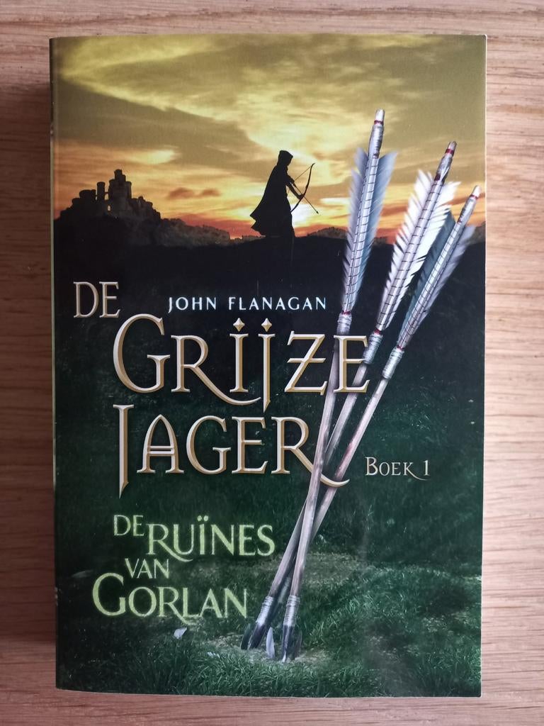 De Grijze Jager, De ruïnes van Gorlan, John Flanagan NIEUW!, Ophalen of Verzenden, Nieuw