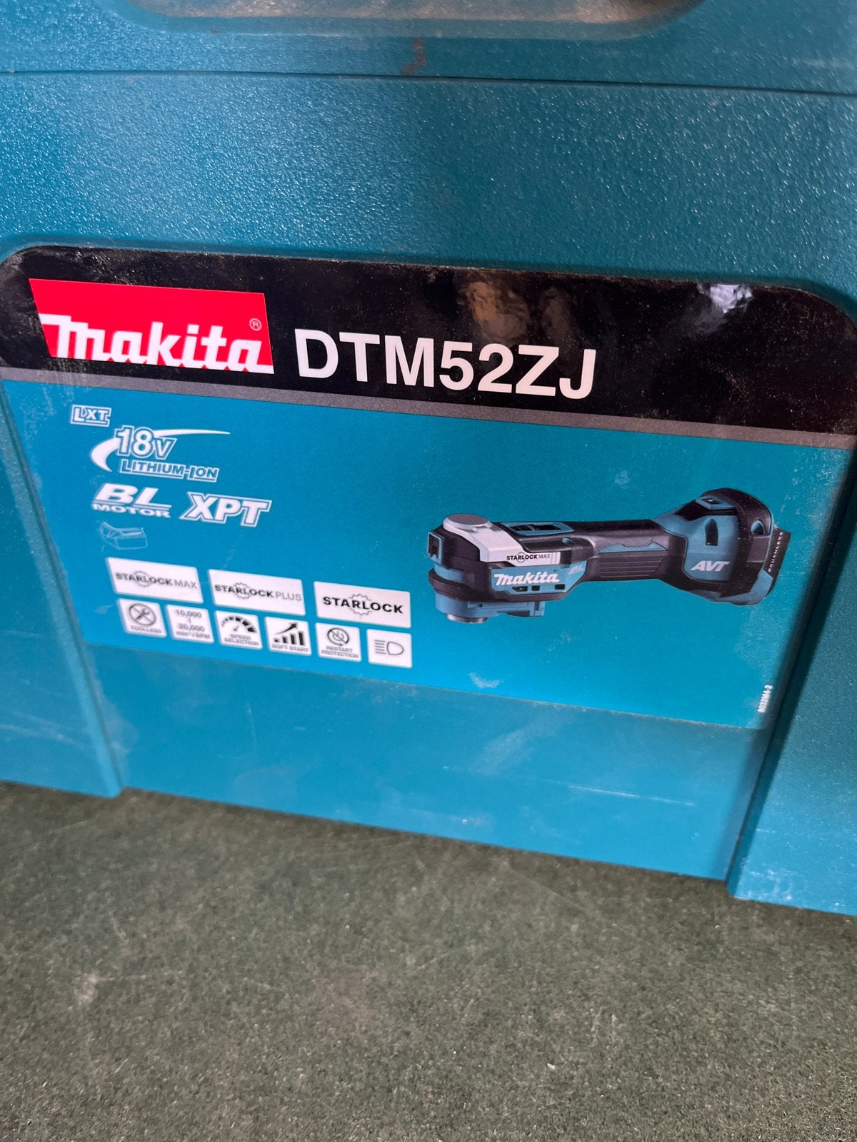 Makita DTM52ZJ Multitool 18V (body) met adapter, Ophalen of Verzenden, Gebruikt