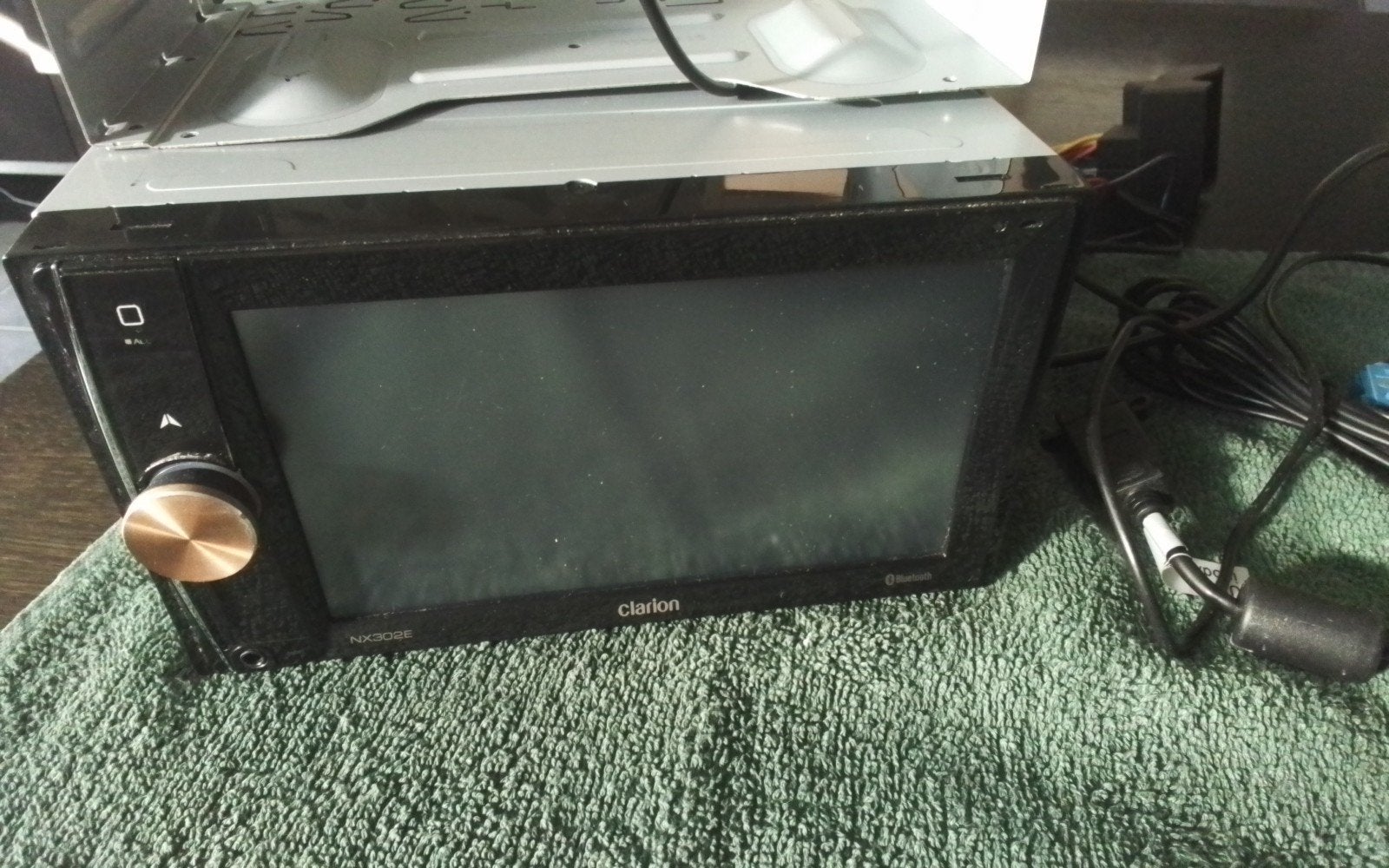 Clarion NX302E Autoradio met navigatie en bekabeling, Ophalen of Verzenden, Gebruikt