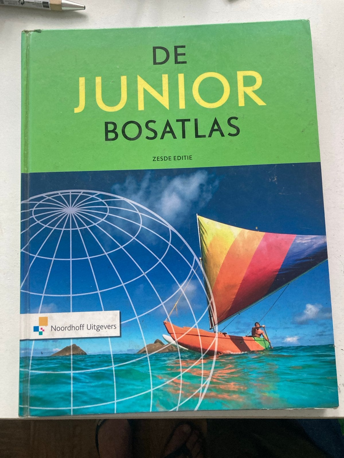 De Junior Bosatlas - Zesde Editie, Boeken, Atlassen en Landkaarten, Gelezen, Bosatlas, 2000 tot heden, Ophalen of Verzenden