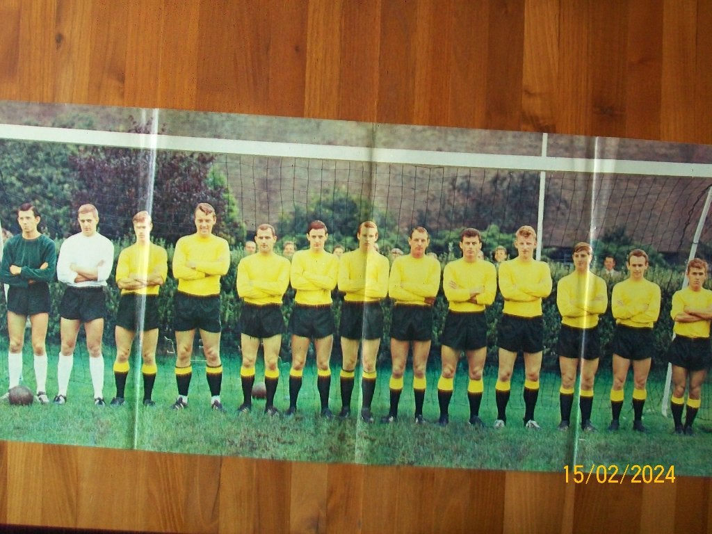 Uitklapposter DOS ( Revu) seizoen 1965 - 1966, Verzamelen, Verzenden, Gebruikt, F.C. Utrecht, Poster, Plaatje of Sticker