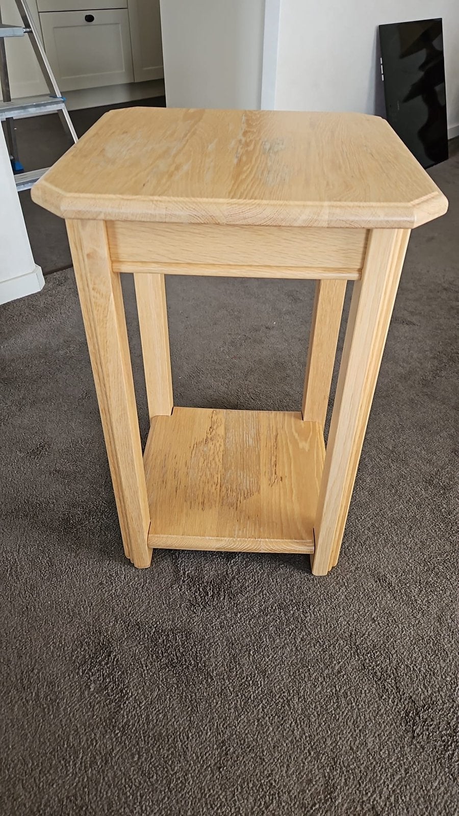 Leuk blank eiken planten tafeltje 40 x 40 x 60, Huis en Inrichting, Minder dan 55 cm, Ophalen of Verzenden, Zo goed als nieuw