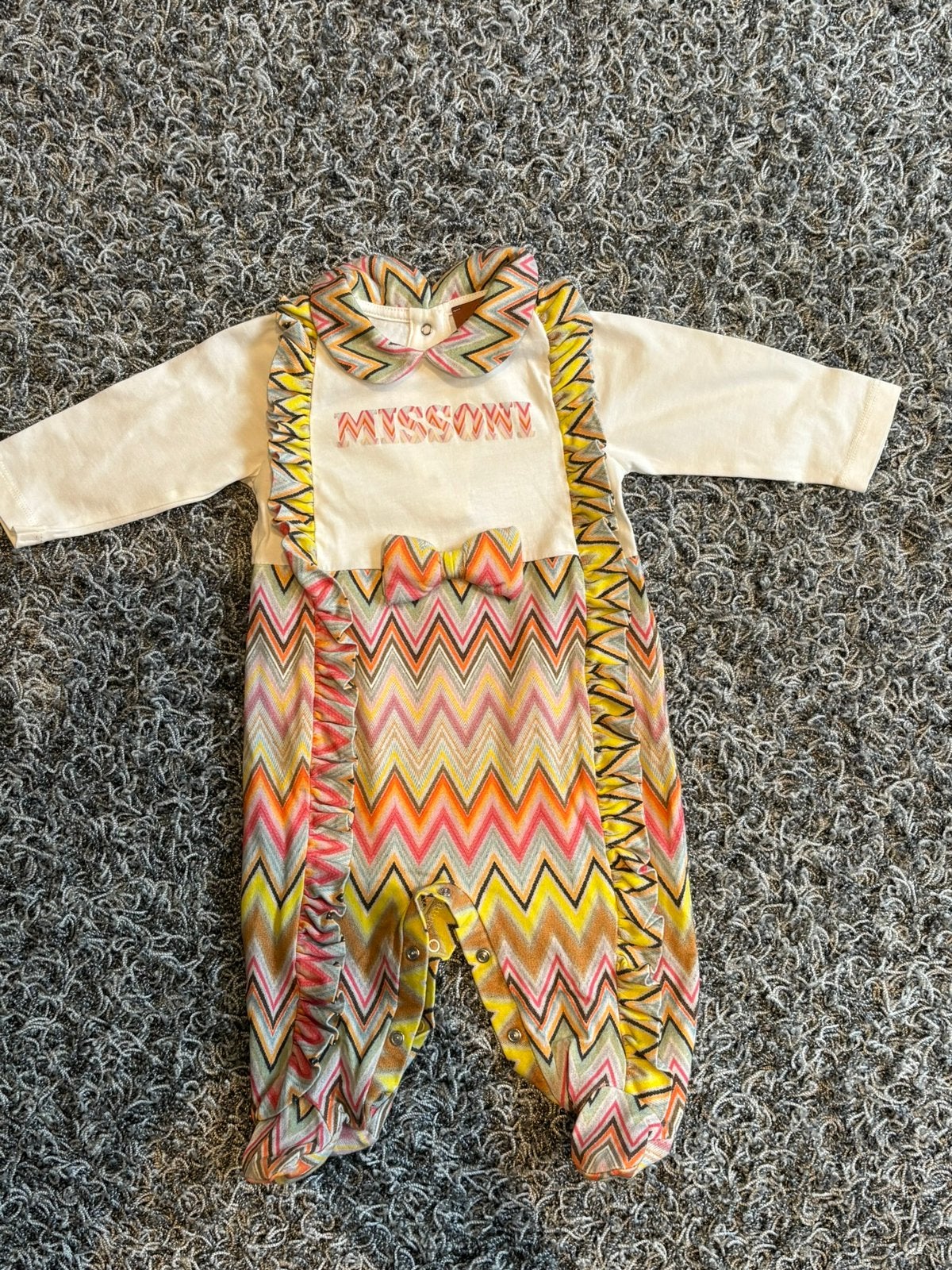 Missoni pakje met de bekende zigzag print 62, Ophalen of Verzenden, Zo goed als nieuw, Meisje, Pakje