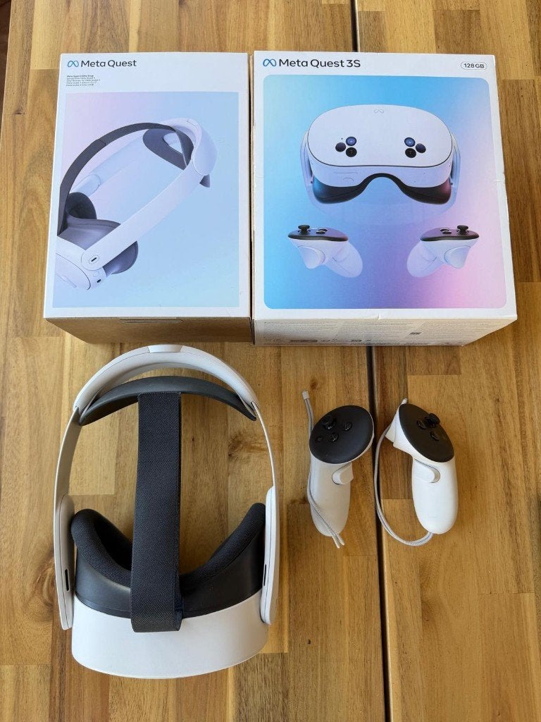 Meta Quest 3S 128GB + Elite Strap – VR headset, Ophalen of Verzenden, Zo goed als nieuw, VR-bril, Overige platformen