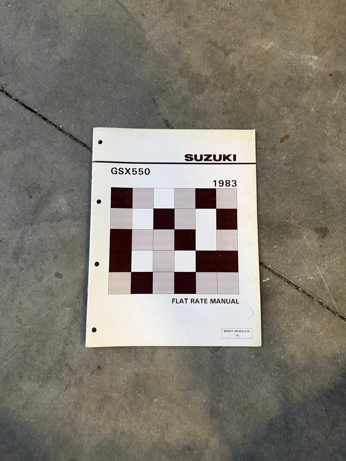 Suzuki gsx550 1983 flat rate manual, Motoren, Ophalen of Verzenden, Nieuw