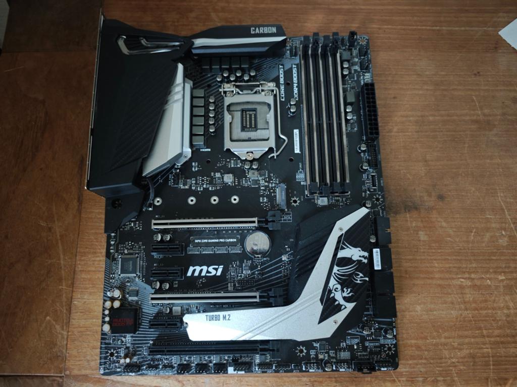 MSI MPG Z390 Gaming Pro Carbon - Defect Moederbord, Computers en Software, Moederborden, LGA 1151, DDR4, Ophalen of Verzenden
