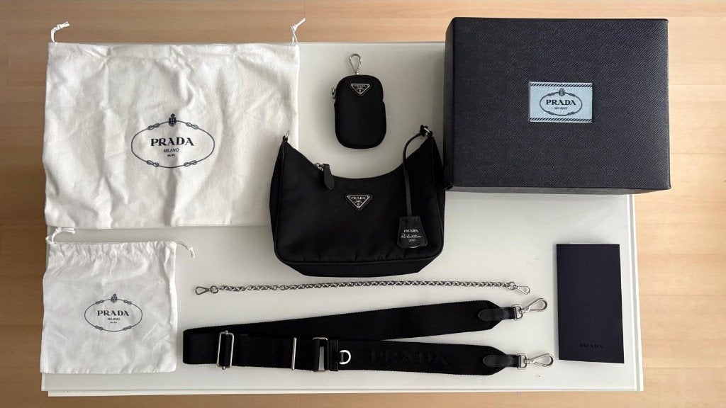 Prada Re-Edition 2005 Re-Nylon bag, Sieraden, Tassen en Uiterlijk, Tassen | Damestassen, Ophalen of Verzenden, Zo goed als nieuw