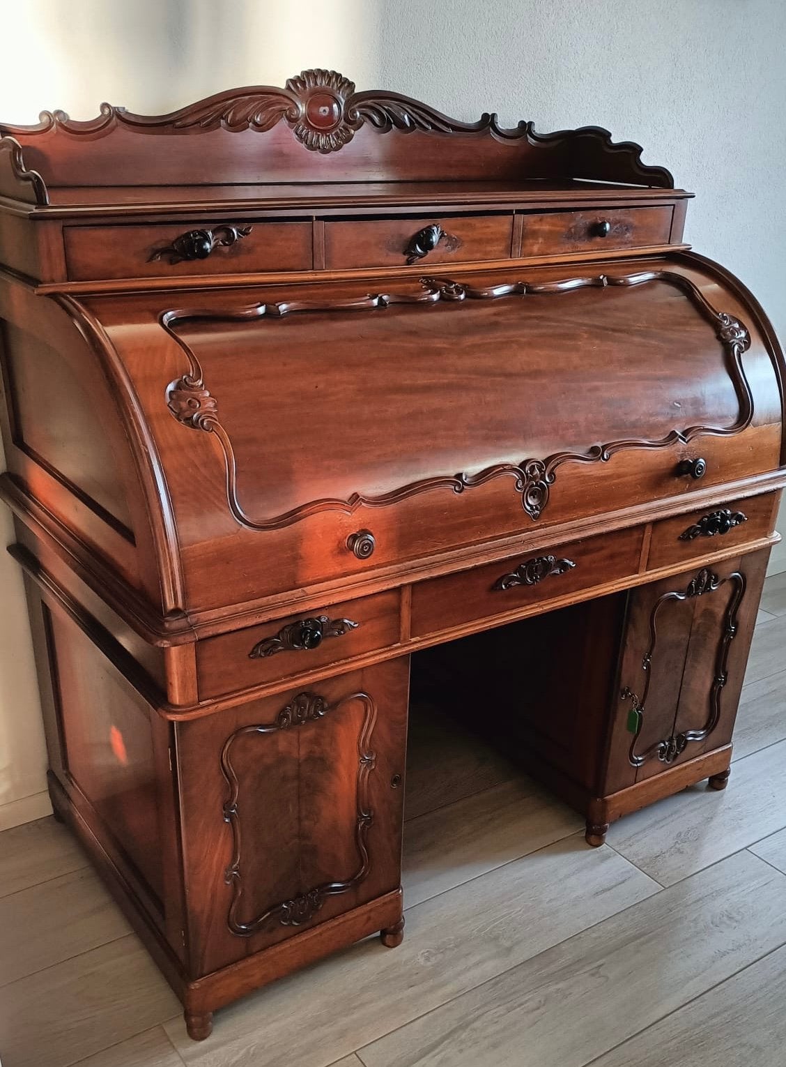 Antiek secretaire cilinder bureau, Ophalen
