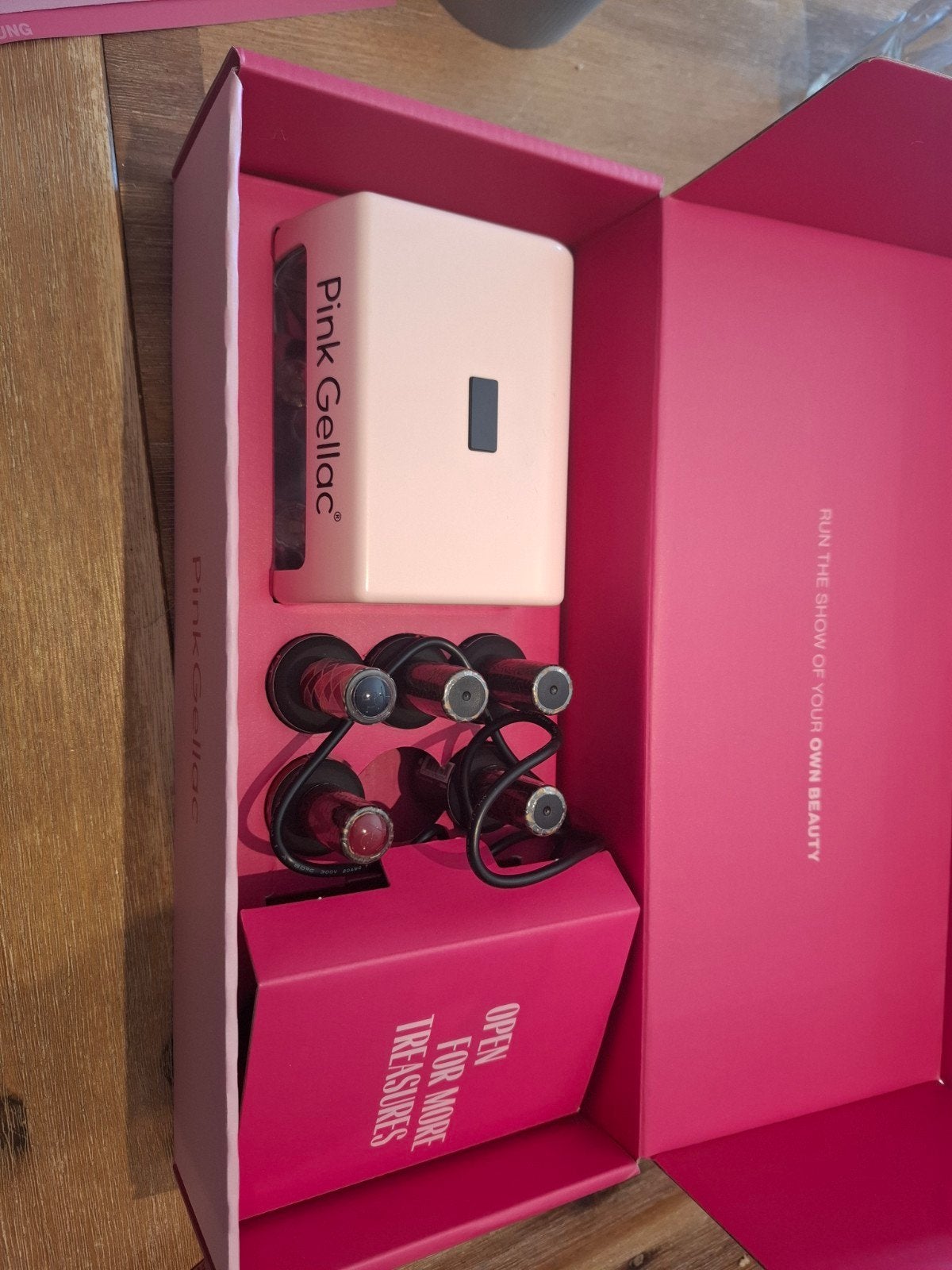 Pink gellac, Ophalen, Zo goed als nieuw, Met 2 controllers