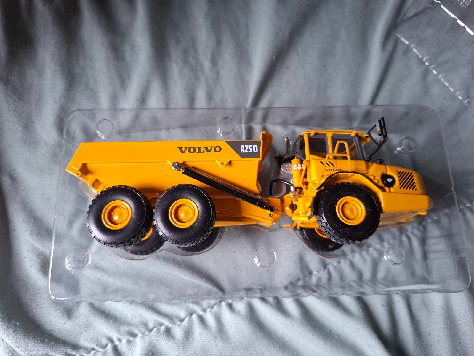 Volvo A25D Dumper Model - Motorart - Nieuw in Doos, Ophalen of Verzenden, Nieuw, Hijskraan, Tractor of Landbouw, Overige merken